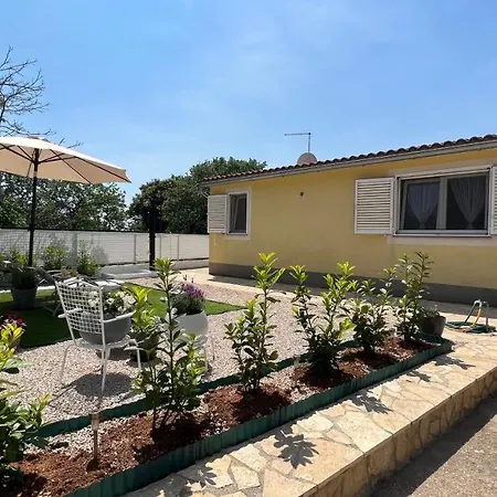 Apartment House Roca Vodice