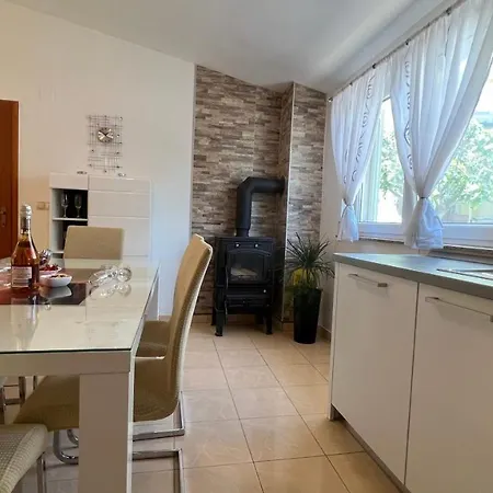 House Roca * Vodice