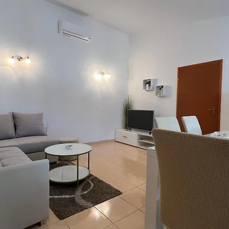 House Roca Apartment Vodice