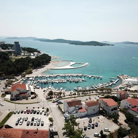 House Roca * Vodice