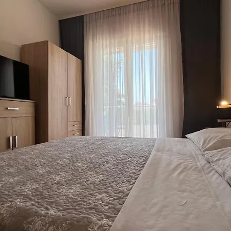 Apartman House Roca Vodice