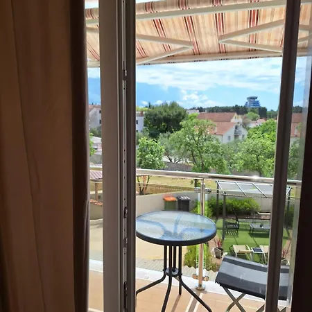 Apartment House Roca *