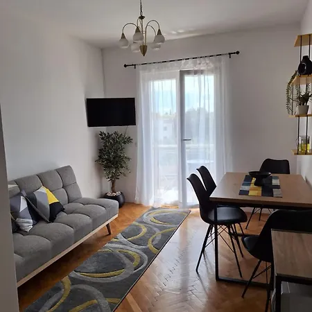 Apartment House Roca