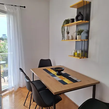 Apartman House Roca *