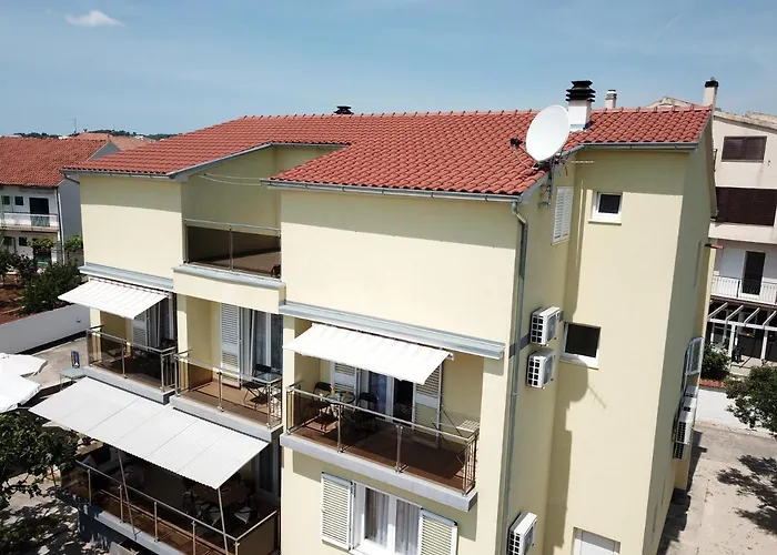 House Roca アパート ヴォディツェ