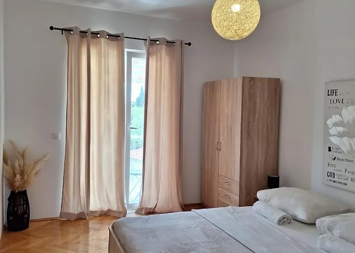 House Roca アパート